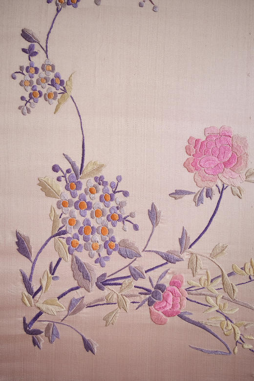 【已售】独角鹿西洋古董19世纪末中国清代出品「雀舞蝶飞」传统东方花鸟主题粉地粤绣挂屏 商品图7