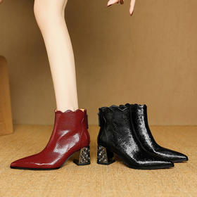 【预售5天】真皮粗跟短靴，时尚高跟尖头马丁靴DB&M6606