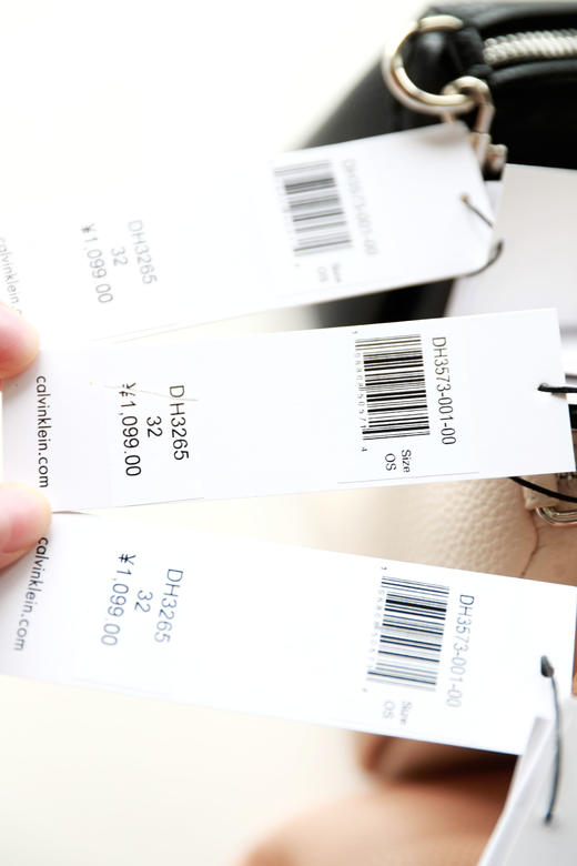 好耀眼啊啊啊啊，字母提花枕头包。慵懒法式氛围感单肩包C100960 商品图3