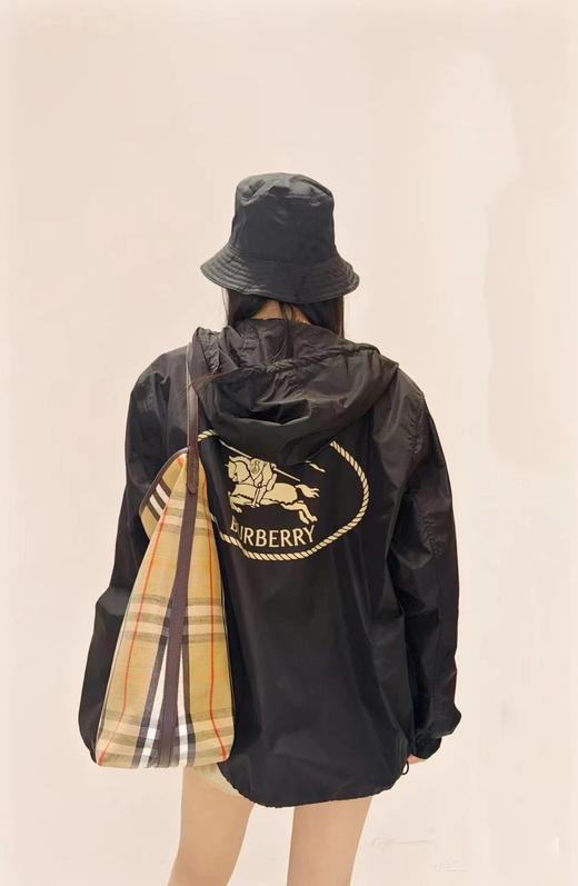 B.B.R 25FW秋系列 宽松尼龙连帽风衣外套 WT898 商品图2