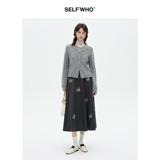 SELFWHO绵羊毛马海毛混纺绿绒蒿针织开衫女2025冬季新款圆领毛衣 商品图4