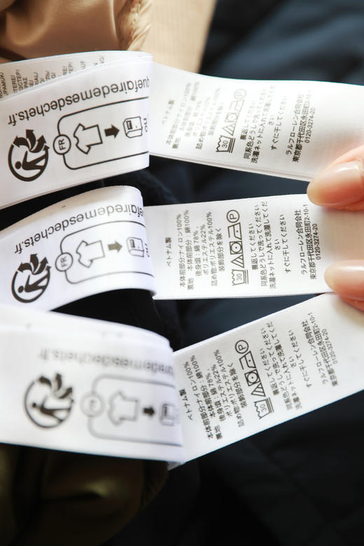 叠穿绝绝子，上身是真的好看。胸口小标衍缝拉链棉服马甲C100988 商品图3