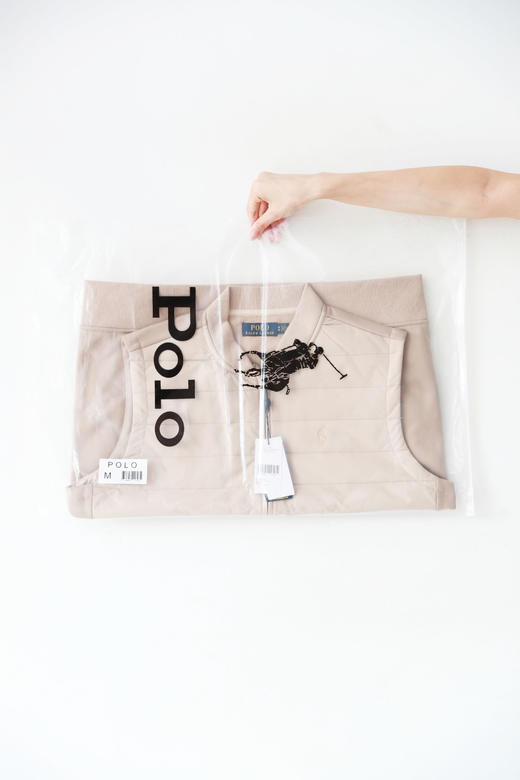 叠穿绝绝子，上身是真的好看。胸口小标衍缝拉链棉服马甲C100988 商品图12