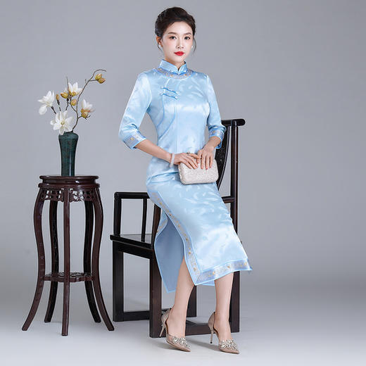 刺绣旗袍 年轻款新中式礼服日常可穿高端改良连衣裙LHS-A34 商品图2