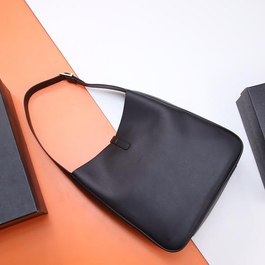 圣罗兰 LE5A7钩扣开合设计 牛皮HOBO包手提单肩包 购物袋 大号 rose同款（LZ） 商品图2