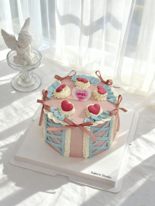 粉嫩少女爱心蕾丝蛋糕 商品图0