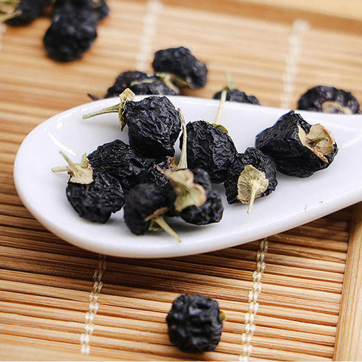 西域果园·新疆若羌黑枸杞129g（实际重量将近150g）  每日泡水 办公室 / 居家滋补优选 商品图5