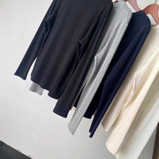 小马多色长袖2025早秋新款休闲小个子宽松显瘦圆领打底T恤女款 商品图3