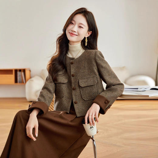 小香风套装显瘦撞色翻边，短外套时尚洋气半身裙气质两件套HR-795 商品图1