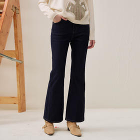 谜底喇叭牛仔裤长裤2025年冬季新品弹力舒适修身时髦女254MJ1455