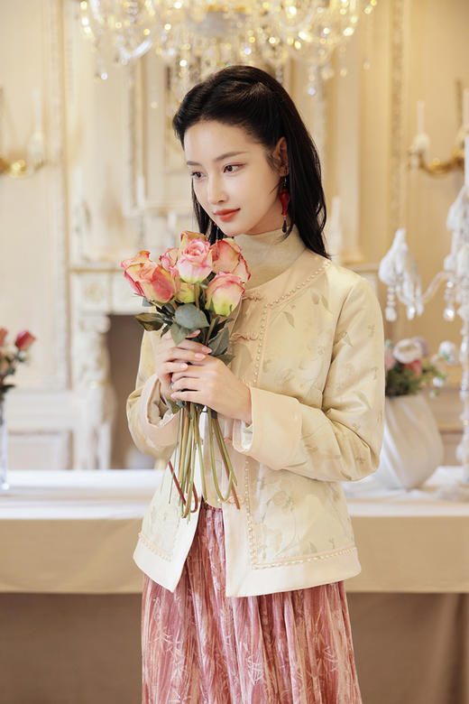 逸红颜明月优选#『钰娇』冬日桃花曲｜织锦缎珍珠夹棉外套 将江南春色穿在身上​ 商品图10