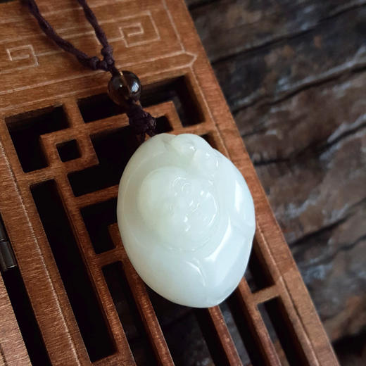 【天然正品】天然新疆料细腻一级白油润度佳弥勒佛和田玉吊坠项链中性260925NJM62现售价：980特价 商品图5