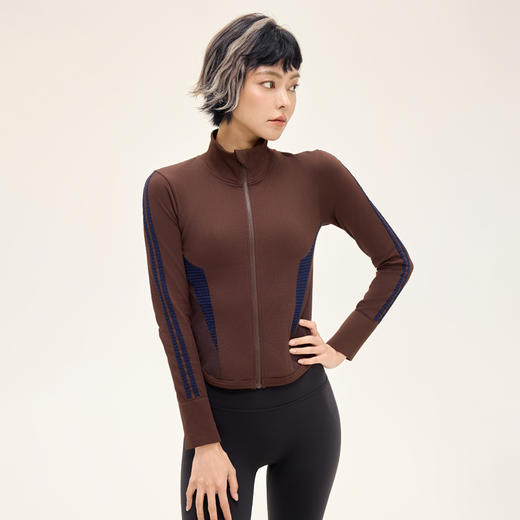 Leorrey乐拉无缝一体织高弹棉感柔软舒适秋冬弹力运动外套WT0163 商品图1