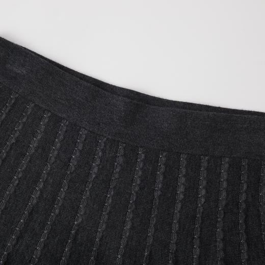 谜底针织半裙2025年冬季新品通勤垂顺优雅大摆中长裙女254MZ1901 商品图3