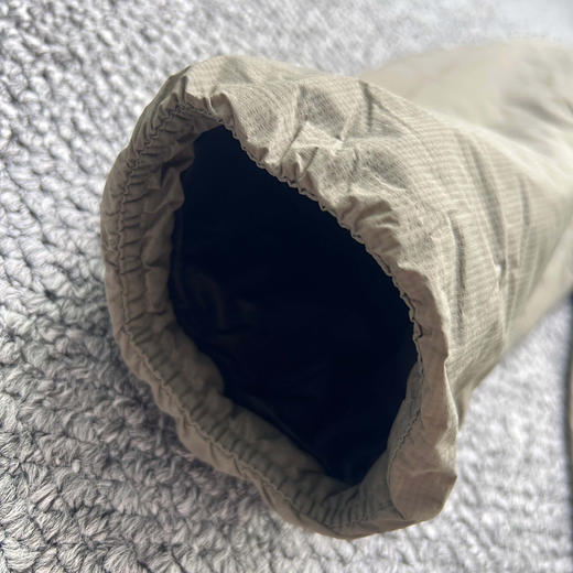 原单正品 DESCENTE迪桑特SKI STYLE系列运动休闲男士保暖运动棉服，带芯片，只有棕绿色一个色，好货不多
尺码：M～XL
原价1990 商品图4