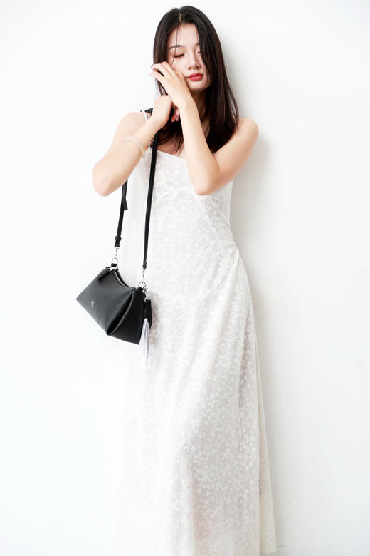 好耀眼啊啊啊啊，字母提花枕头包。慵懒法式氛围感单肩包C100960 商品图12