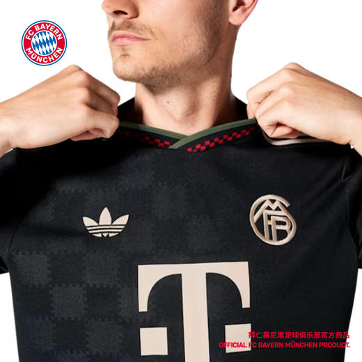 【官网同款】拜仁足球俱乐部丨25-26赛季第二客场球衣-球迷版 商品图2