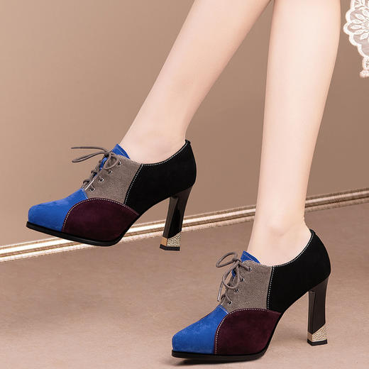 【预售5天】绿色拼色小众设计感系带深口单鞋女防水台粗跟尖头高跟鞋JQR&3760a 商品图1