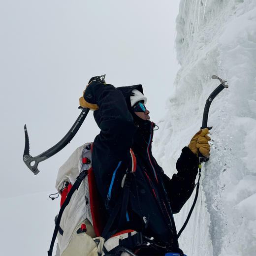 【终身保修】Voir La Montagne/见山秋冬新品男防风防泼水耐磨技术软壳冲锋衣 商品图4