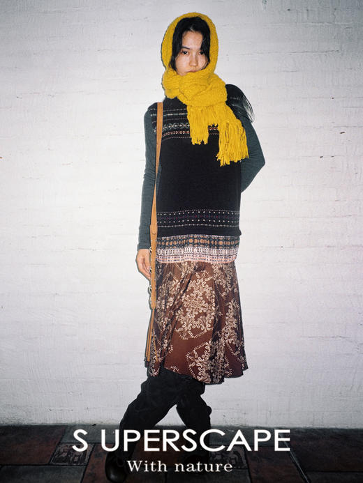 素舶 羊毛花式珍珠大肚纱 重工流苏针织长围巾 商品图4