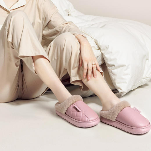 洁丽雅防水老人棉拖鞋女冬季防滑2025新款室内家居保暖pu皮拖鞋男 商品图3