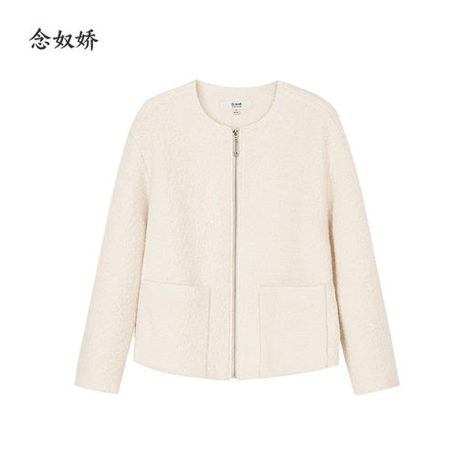 【商场同款】CNC5027  “ 元气短大衣 ” 纯羊毛圈圈呢面料 触感柔软高级 圆领米白短大衣 商品图10