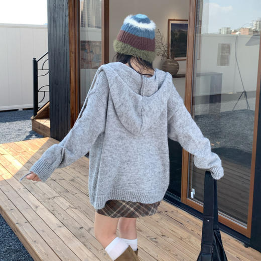 西遇慵懒风针织开衫外套女2025年秋季新款韩系抽绳纽扣连帽毛衣SS051578 商品图3