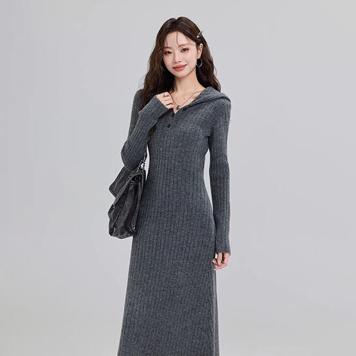 西遇针织长袖连衣裙女秋季新款轻熟灰色连帽修身显瘦长裙子SS051600 商品图3