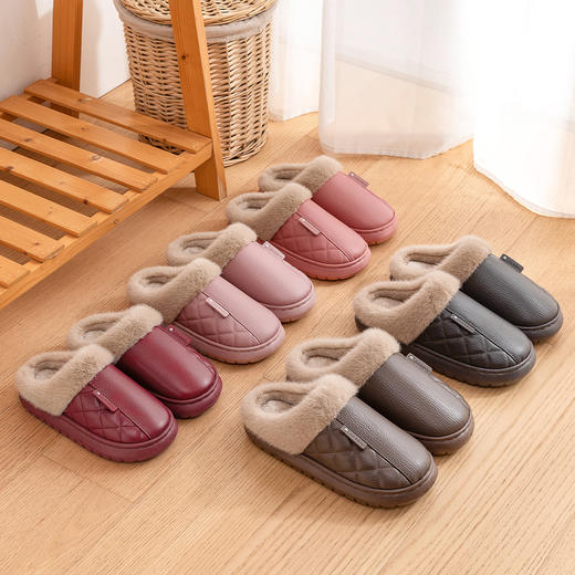 洁丽雅防水老人棉拖鞋女冬季防滑2025新款室内家居保暖pu皮拖鞋男 商品图1