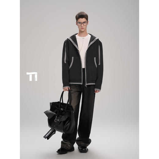 启世录TIWILLTANG“微风领航”海军领撞色条纹拉链开衫 商品图4