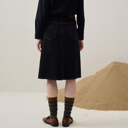 谜底牛仔半裙2025年冬季新品磨毛牛仔不掉色压线显瘦女254MB1452 商品图2