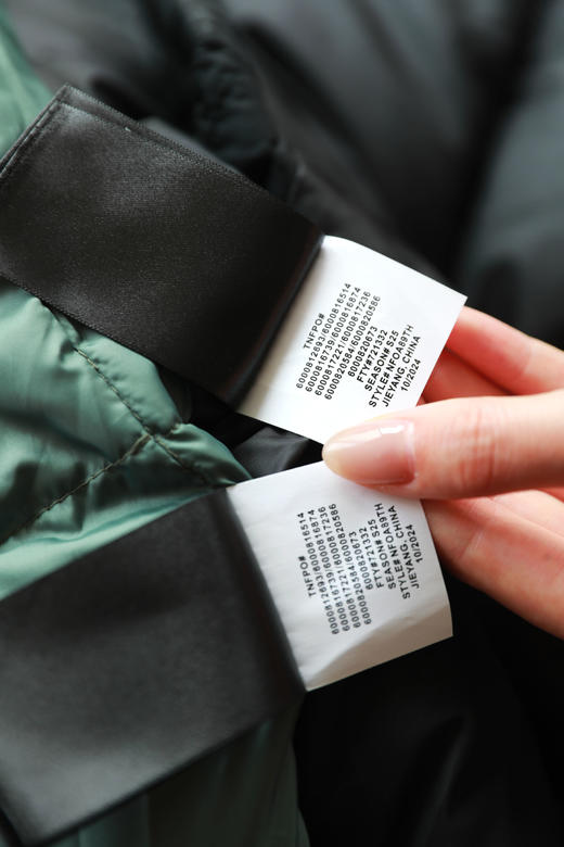 嘤嘤嘤，这个巨厚巨厚哇。很好看の面包式羽绒棉户外棉服C100968 商品图3