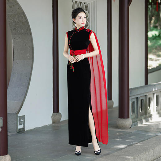 丝绒旗袍2025年新款端庄大气走秀演出服长款优雅改良版连衣裙 商品图0