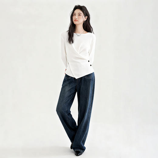 西遇长袖修身针织衫女2025年秋季新款设计感不规则下摆圆领毛衣SS051577 商品图1