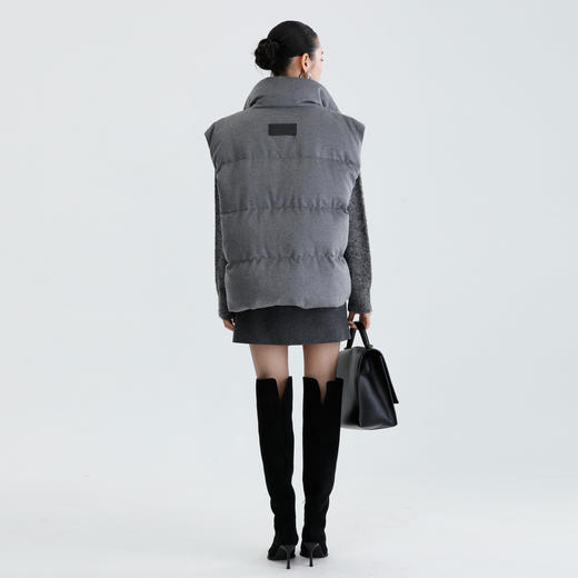 卡莉朵拉羽绒马夹C28D7903 商品图4