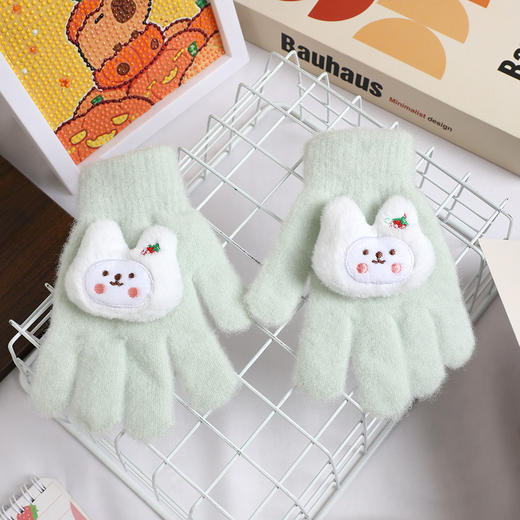 【敲好看又保暖】新款儿童五指卡通草莓兔可爱手套秋冬季保暖防风水晶貂绒针织手套。rc 商品图7