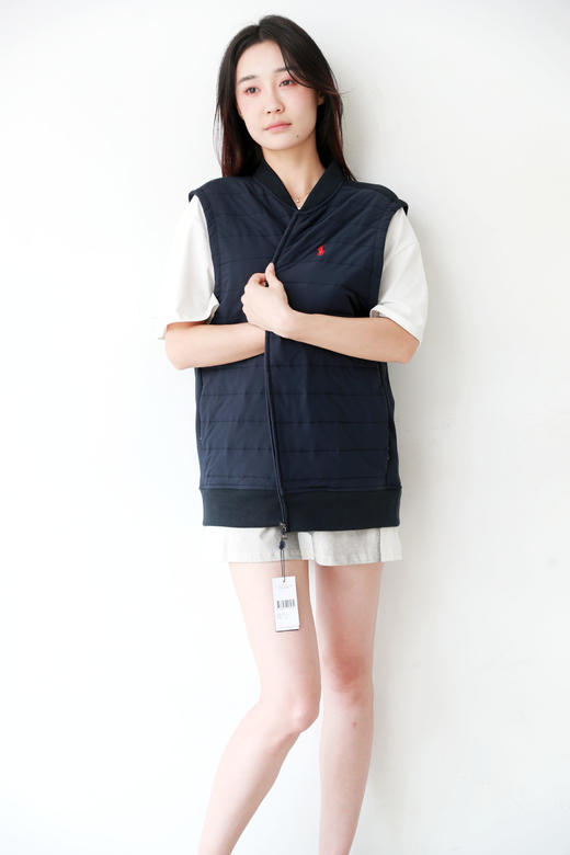 叠穿绝绝子，上身是真的好看。胸口小标衍缝拉链棉服马甲C100988 商品图11