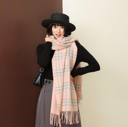 清仓特惠丨任意2件-20【大尺寸可做盖毯披肩】C&C时尚轻奢感围巾 牛皮纸礼袋装 商品图10