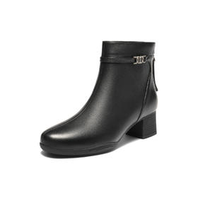 【云粉节】BF楼 森达羊皮超软短靴2025冬季新款气质粗高跟女靴XTH01吊牌价1099活动价599