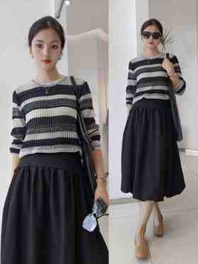 582218条纹圆领毛衫