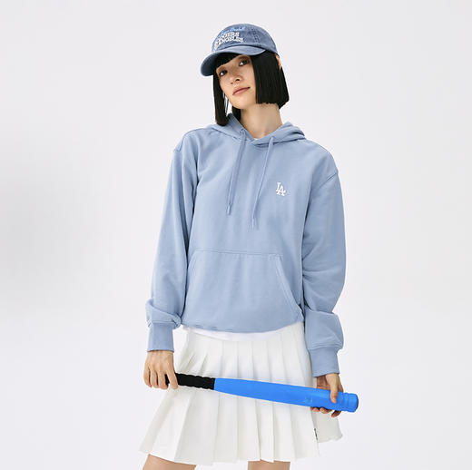 【MLB经典小标连帽卫衣HDB01 】 今年时髦人衣柜里必收的！上身就是焦点！版型贼正！  自带显瘦的效果！基础版型基础色系！非常好搭配！ 商品图8