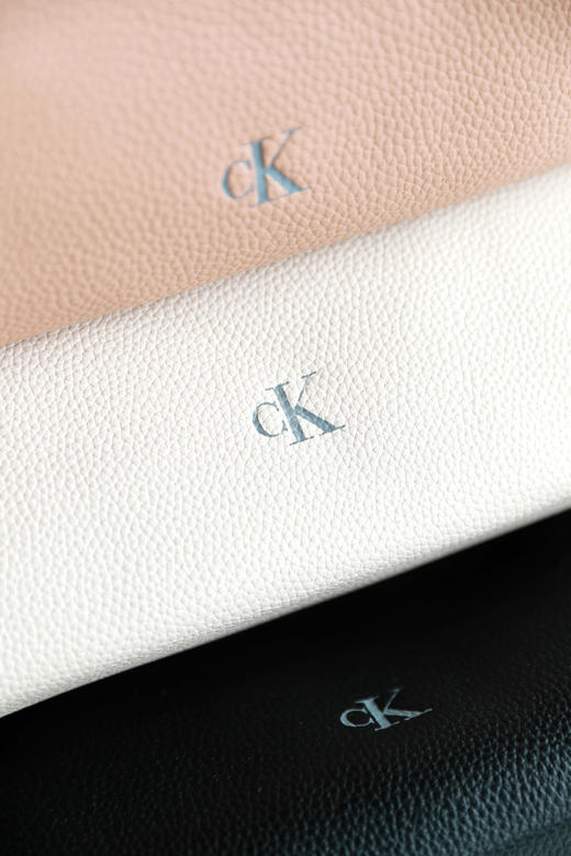 好耀眼啊啊啊啊，字母提花枕头包。慵懒法式氛围感单肩包C100960 商品图1