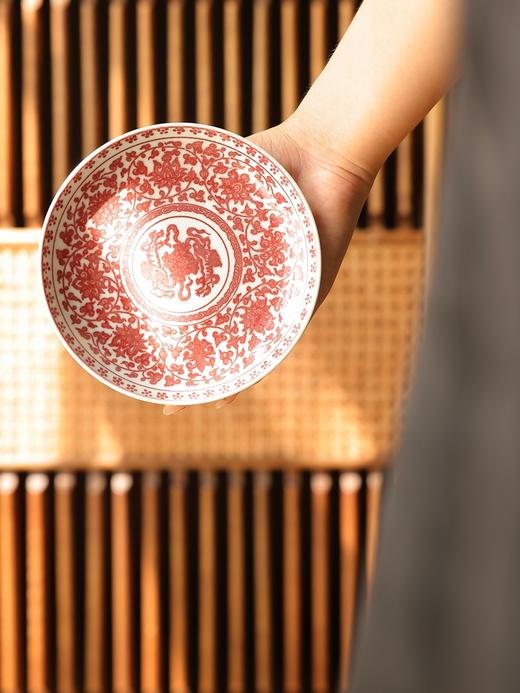 【怀宣临古】釉里红缠枝莲迷你撇口壶承 商品图7