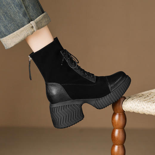 【预售5天】超轻厚底骑士靴圆头英伦风时尚简约秋冬新款绑带粗跟显瘦马丁靴CFE&C6352 商品图1