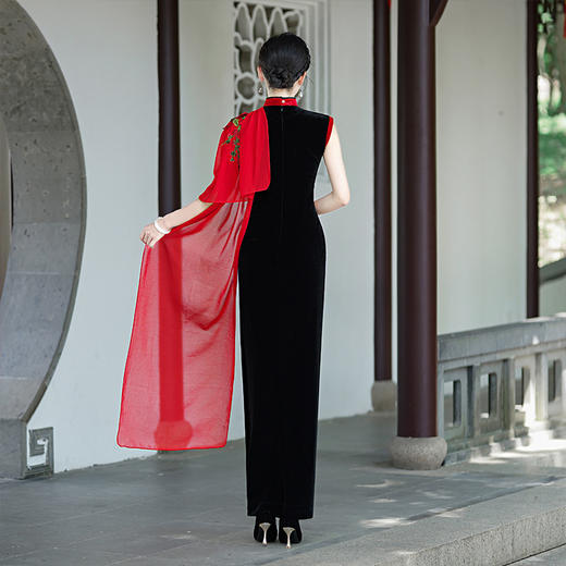 丝绒旗袍2025年新款端庄大气走秀演出服长款优雅改良版连衣裙 商品图3