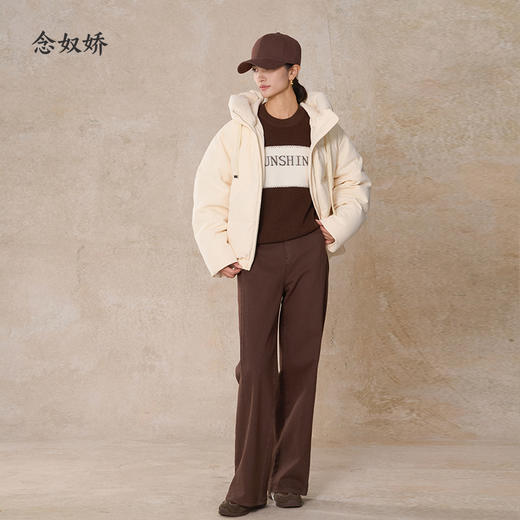 【商场同款】CNK5029  “ 摩卡阳光 ” 棕白拼色直身型显瘦 圆领毛衫 商品图8