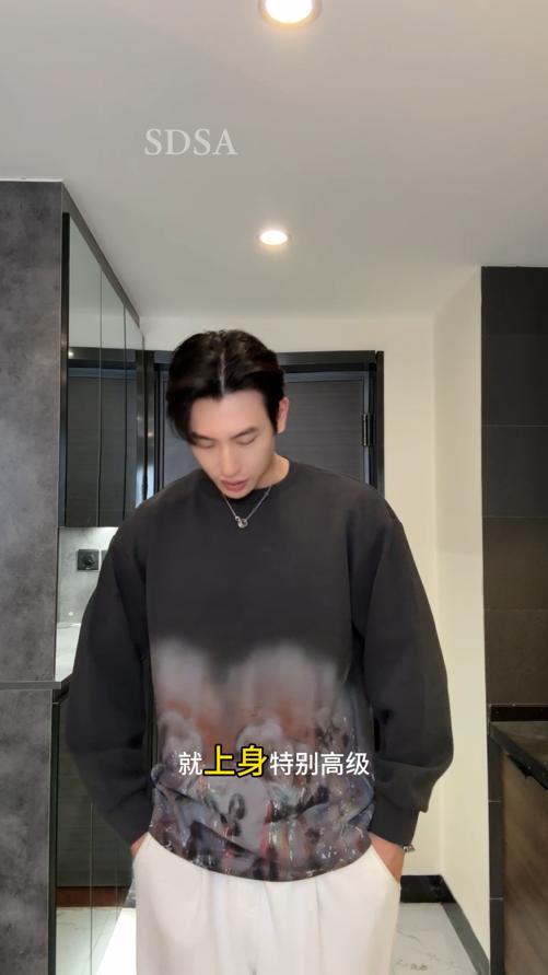 58310SDSA男士秋冬新款痞帅男装时尚动漫米奇印花圆领卫衣宽松百搭上衣 商品图0