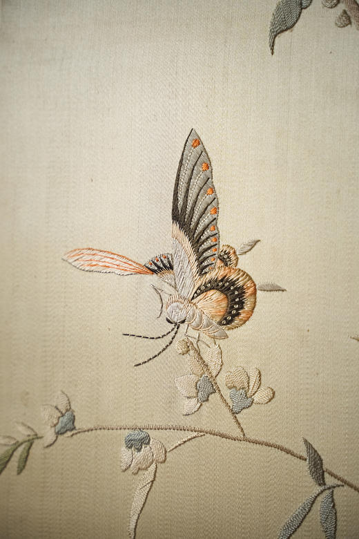 独角鹿西洋古董20世纪初中国出品「锦上添花」传统东方花鸟主题粤绣挂屏 商品图6