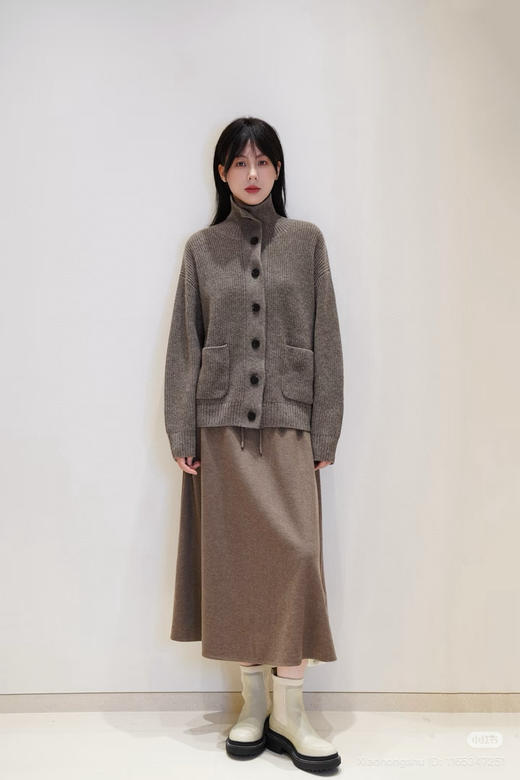 109-6 独家圆正 小禾 重磅不染色 牦牛绒 纽扣 开衫 我穿栗子色L很合适 商品图13