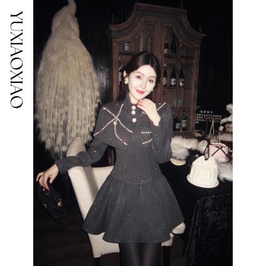 余潇潇【灰天鹅之梦】复古宫廷风珍珠水钻方领连衣裙+立体斗篷套装 商品图0